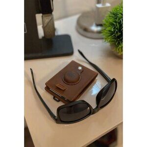 Genuine Leather Airtag Wallet | Credit Card Bifold Wallet for Apple Air Tag GPS